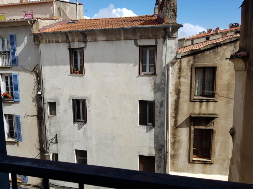 Vieille Ville D Ajaccio De 1 A 4 Pers A 300M Du Port Et A 15 Mn De Laeroport Proches De Plus Belles Plages Et Ttes Commodites A Proximite Exterior foto